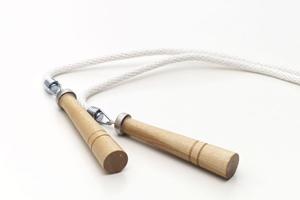 カトラリーの輝き：工芸金箔の美